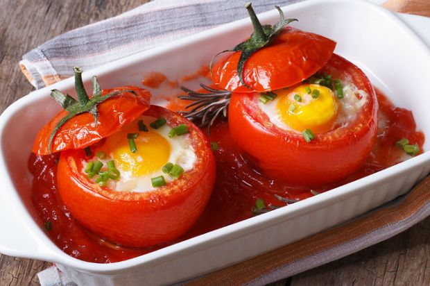 Yumurtalı Domates Dolması